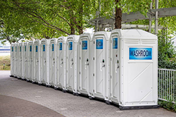 Best Portable restroom trailer rental  in Moriarty, NM